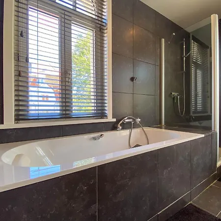 Villa Trianon Close To The Beach And Plopsaland De Panne